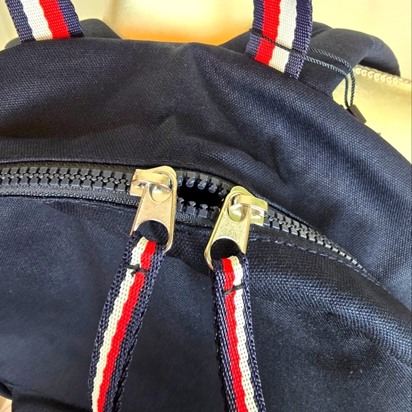 NWT Tommy Hilfiger Back Pack - Picture 6 of 11